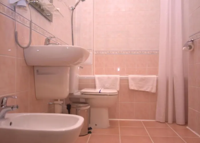 Otel Duet 3*