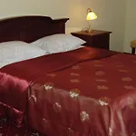 Duet Hotel 3*