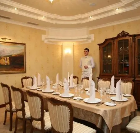 فندق Duet 3*