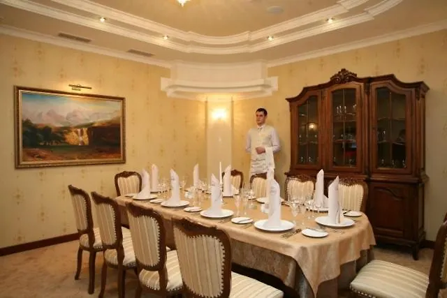 Hotel Duet 3*